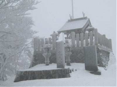 高角神社の祠